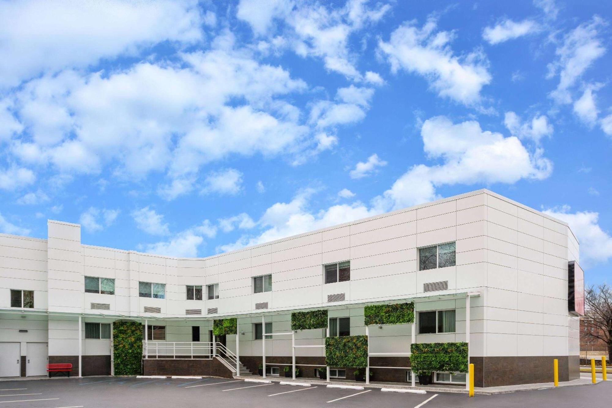 Ramada By Wyndham Bronx Ξενοδοχείο Νέα Υόρκη Εξωτερικό φωτογραφία