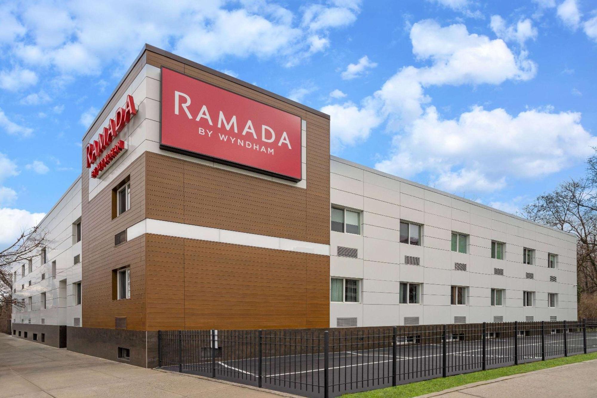 Ramada By Wyndham Bronx Ξενοδοχείο Νέα Υόρκη Εξωτερικό φωτογραφία