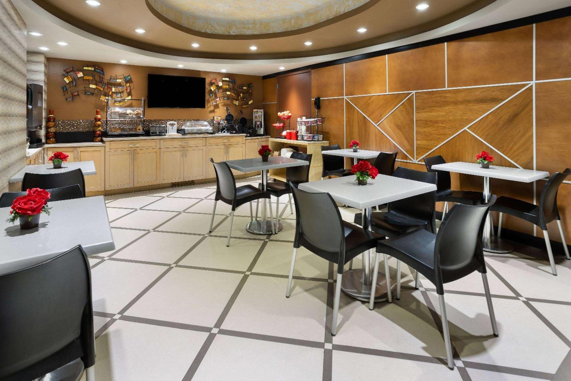 Ramada By Wyndham Bronx Ξενοδοχείο Νέα Υόρκη Εξωτερικό φωτογραφία
