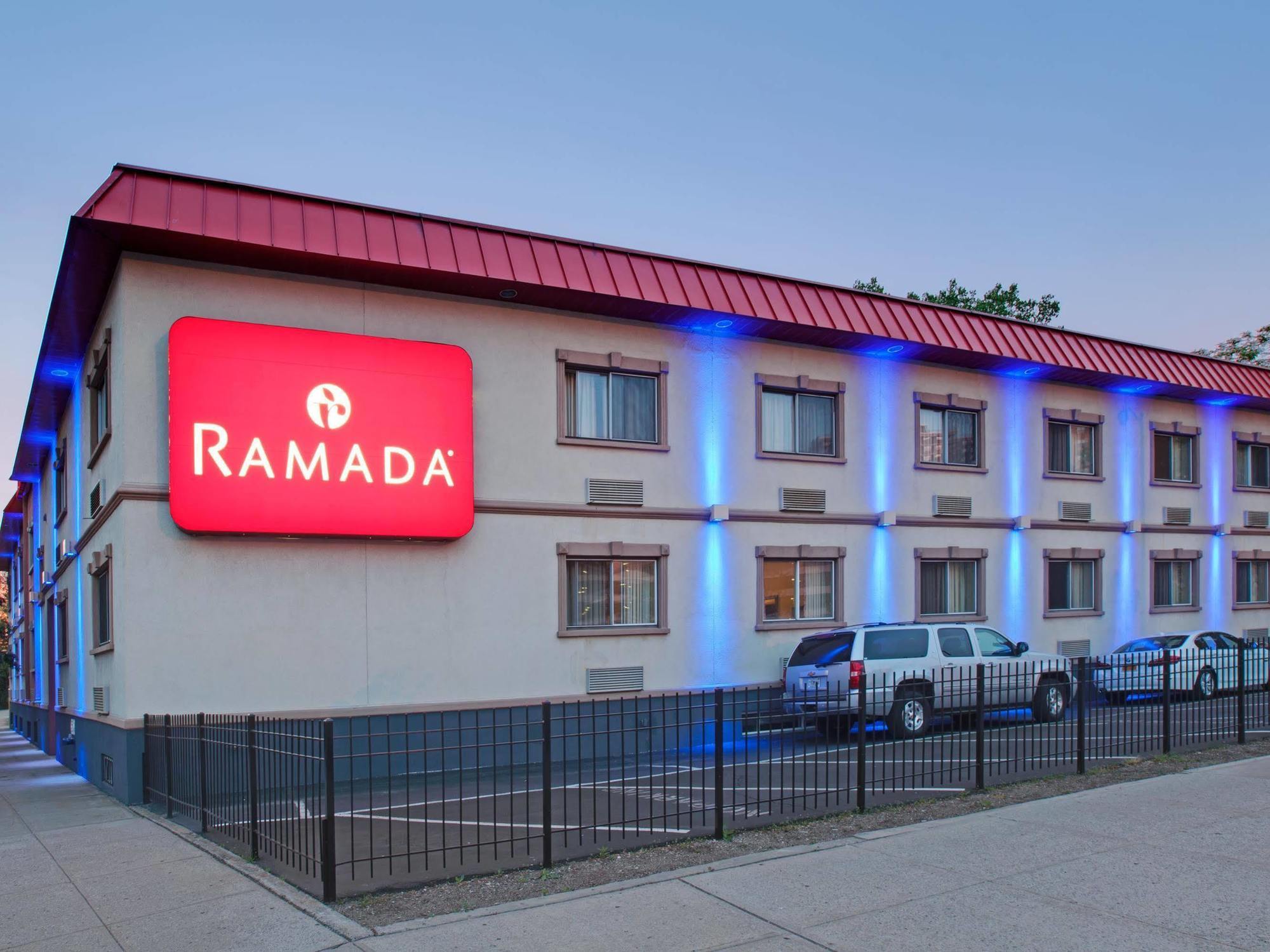 Ramada By Wyndham Bronx Ξενοδοχείο Νέα Υόρκη Εξωτερικό φωτογραφία